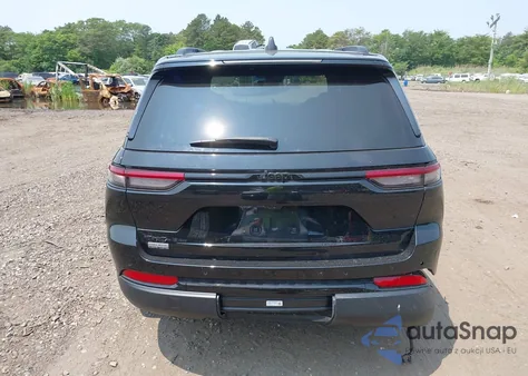 2023 Jeep Grand Cherokee Altitude 4X4 из США, поврежденный, VIN 1C4RJHAG2PC565454